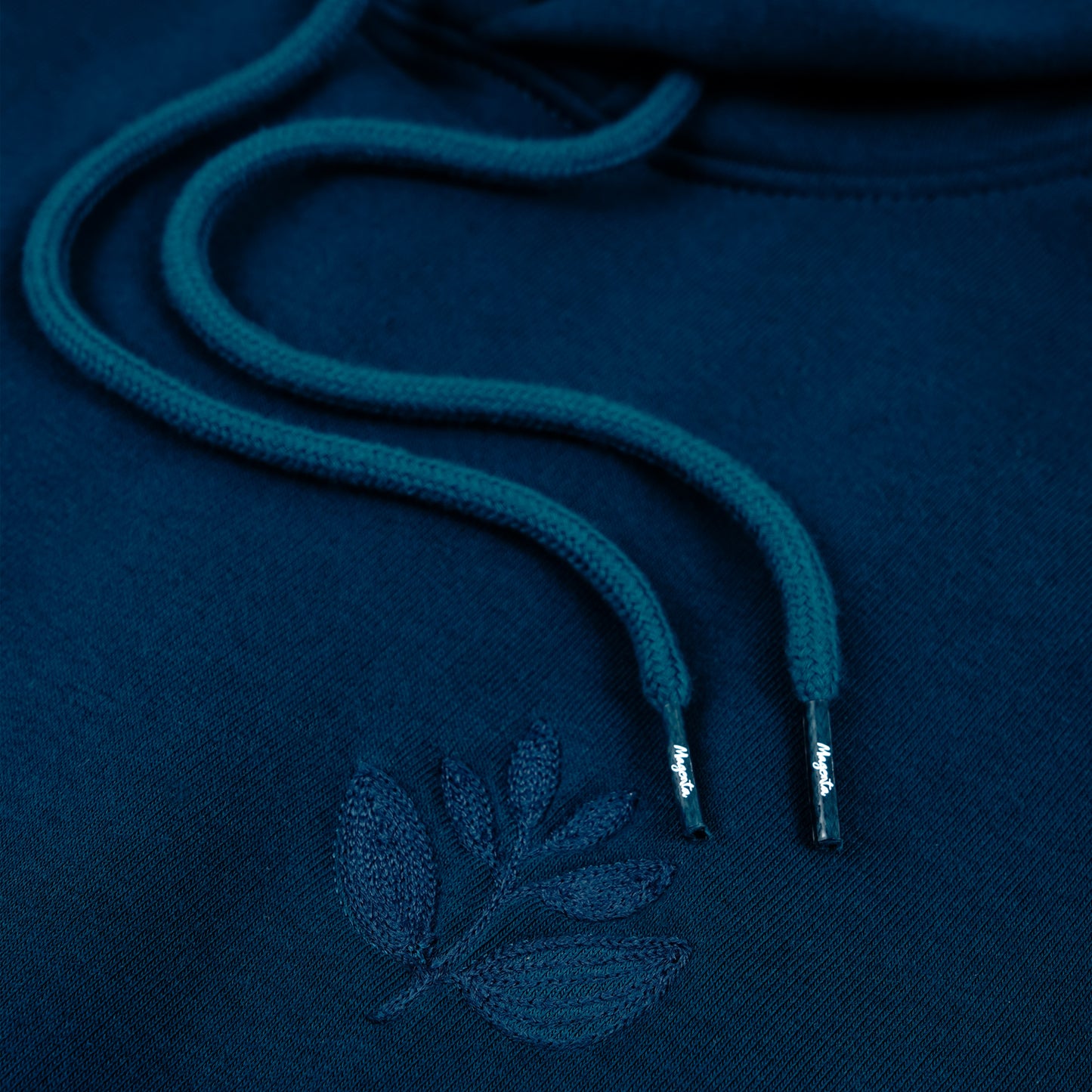 Magenta Hill Embro hoodie petrol blue