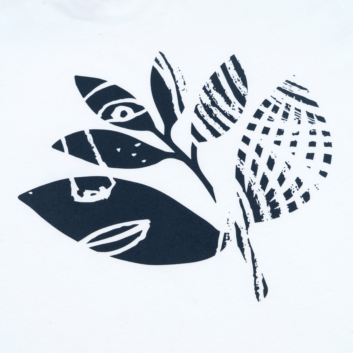 Magenta Femme tee white