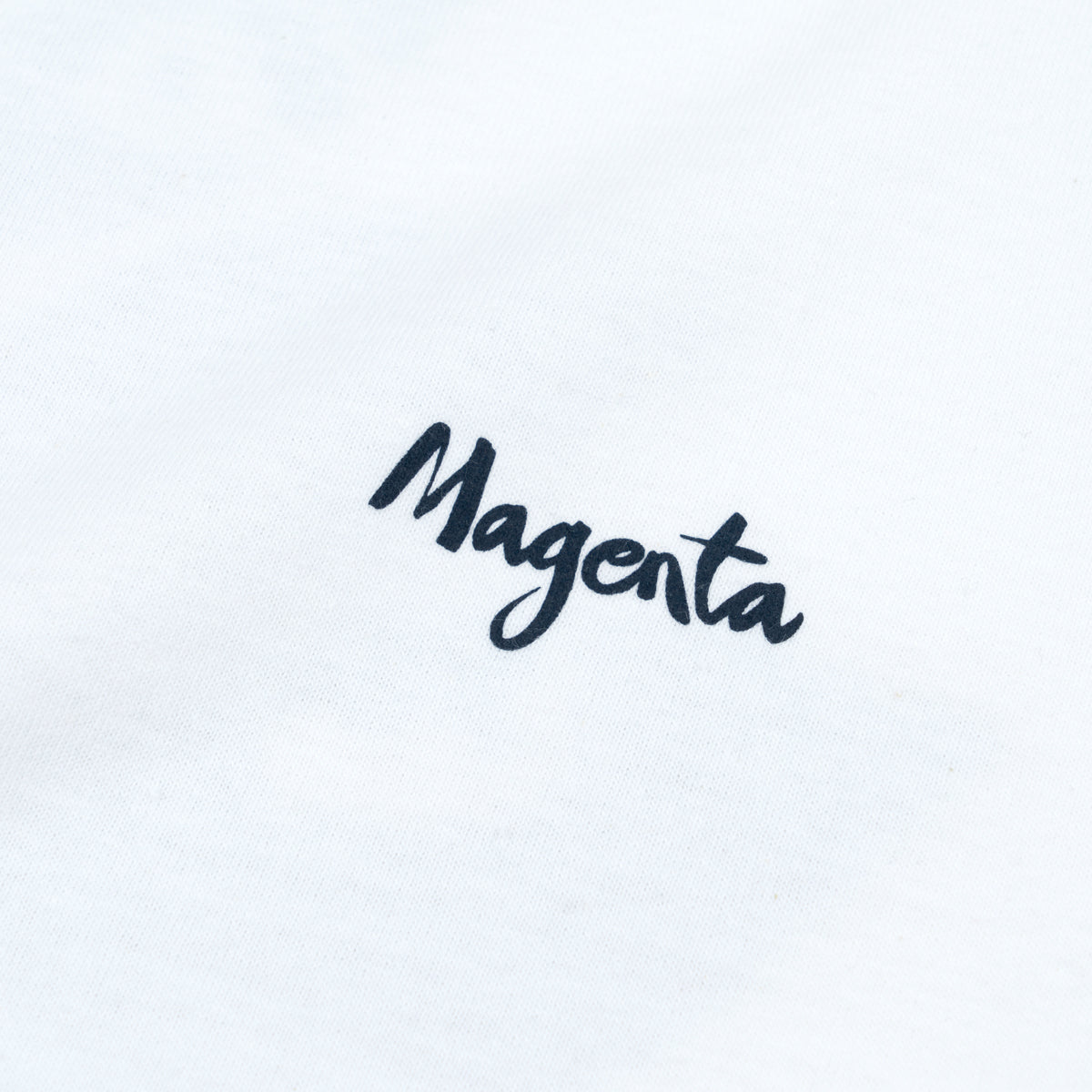 Magenta Femme tee white