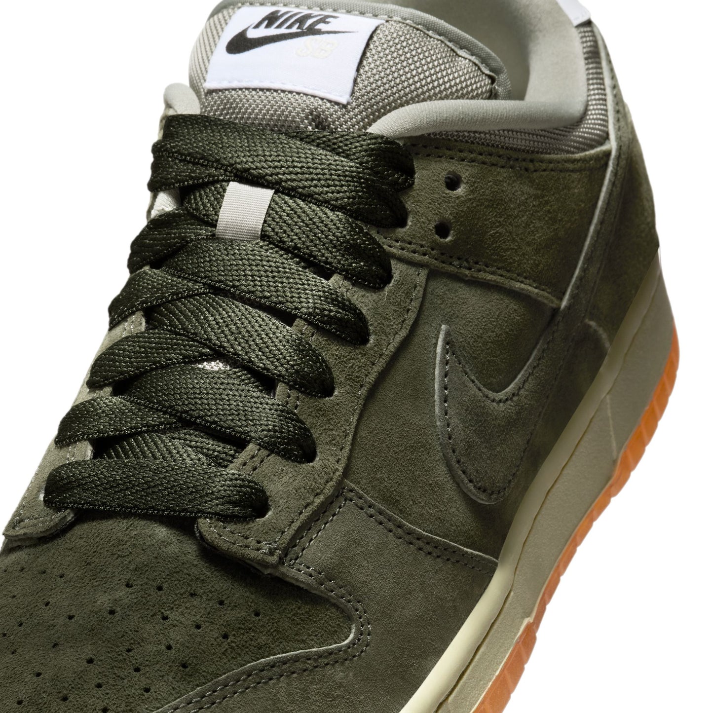Nike SB Dunk Low Pro B sequoia sequoia light army white