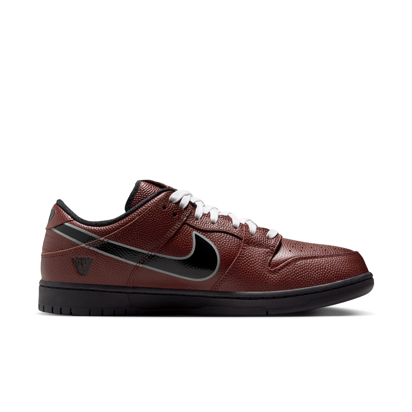 Nike SB Dunk Low Pro QS Limosine dark pony black silver white