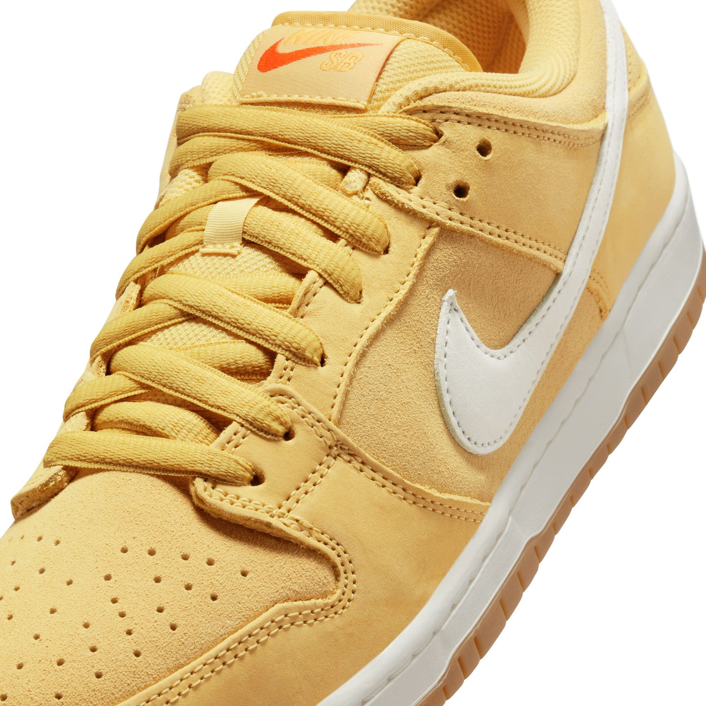 Nike SB Dunk Low Pro saturn gold sail saturn gold solar flare