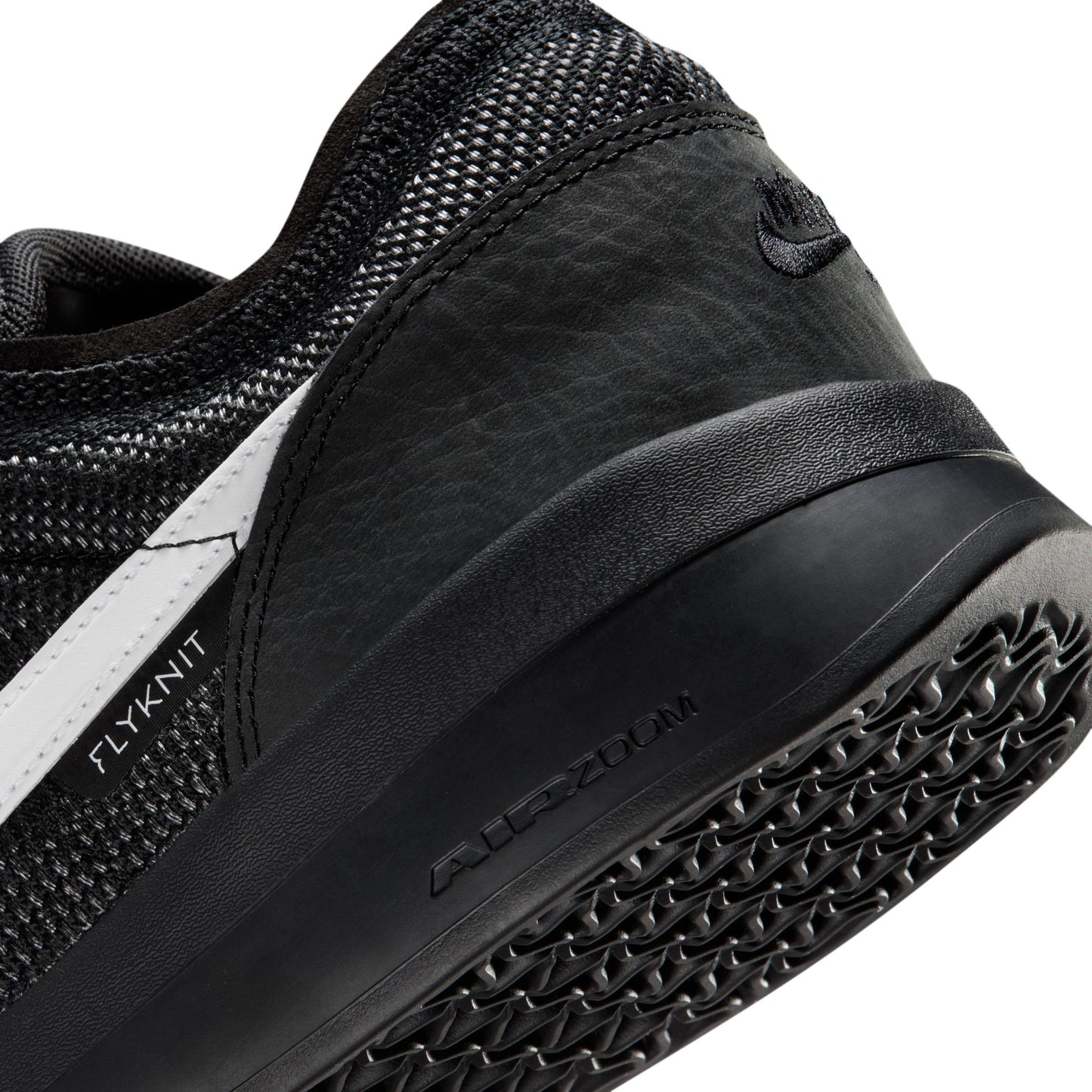 Nike SB PS8 black white black black