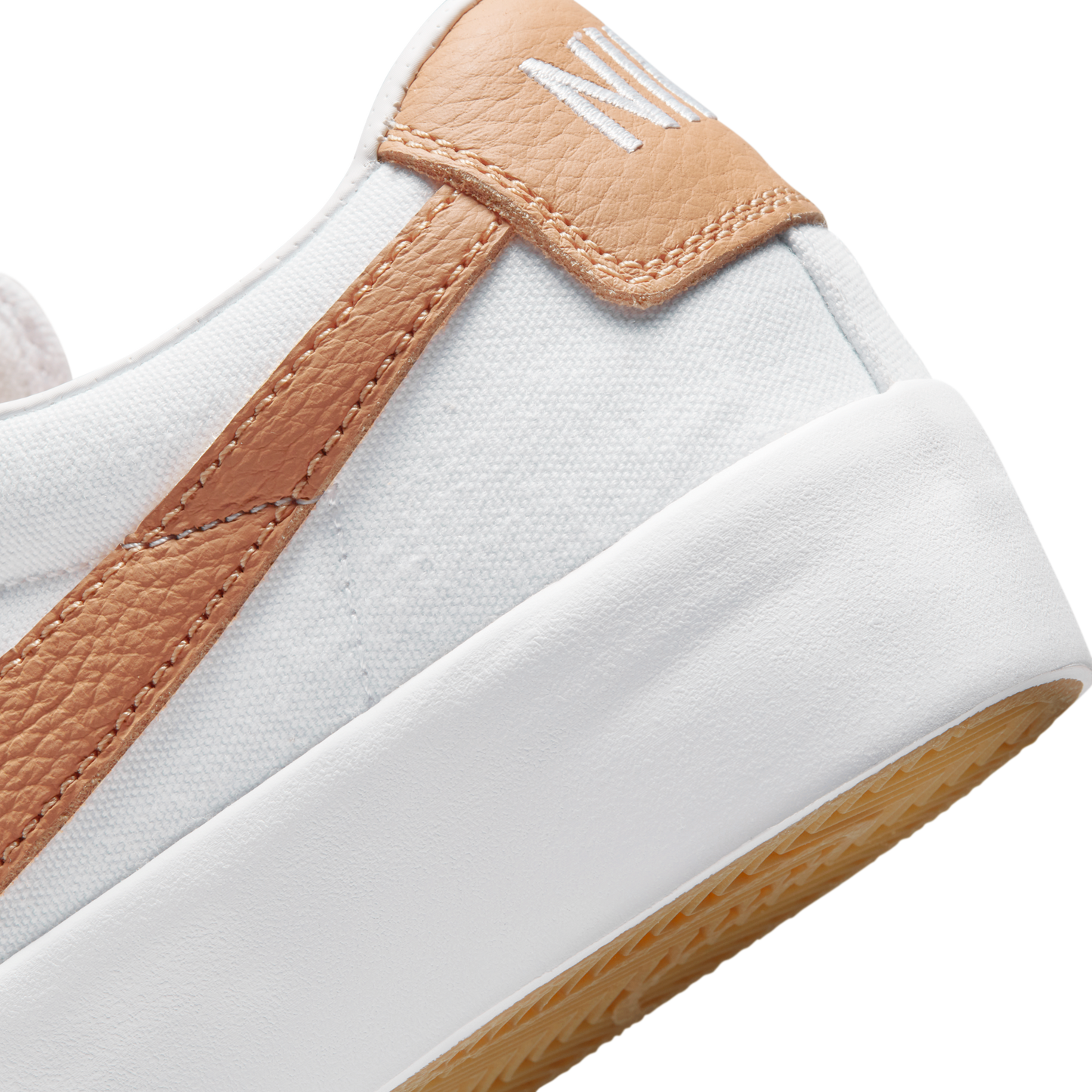 Nike SB Blazer Low Pro GT Orange Label white light cognac