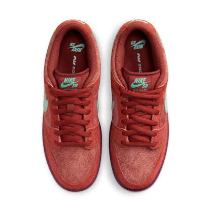 Nike SB Dunk Low Pro Premium mystic red emerald rise rugged orange