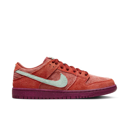Nike SB Dunk Low Pro Premium mystic red emerald rise rugged orange
