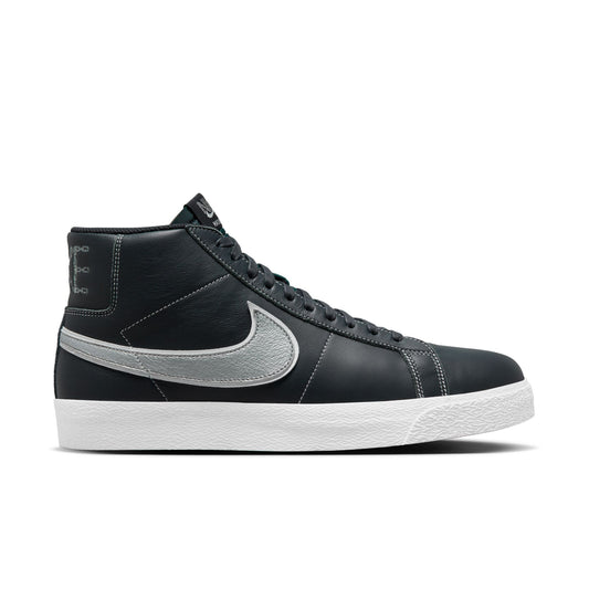 Nike SB Blazer Mid QS Mason Silva blackened blue wolf grey blackened blue