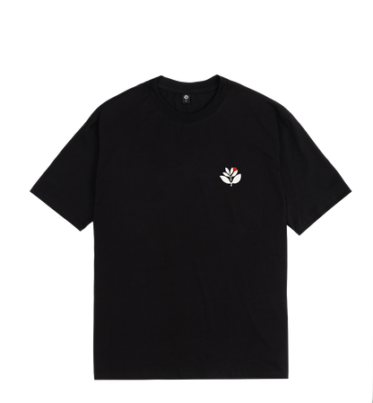 Magenta Fly tee black