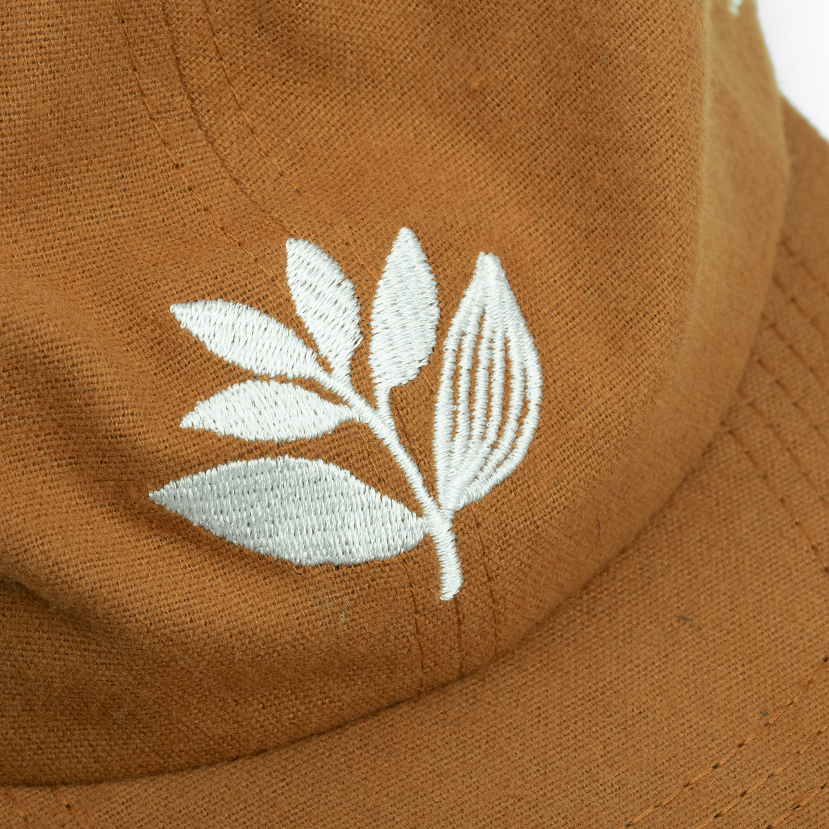 Magenta League 6 panel cap ocra