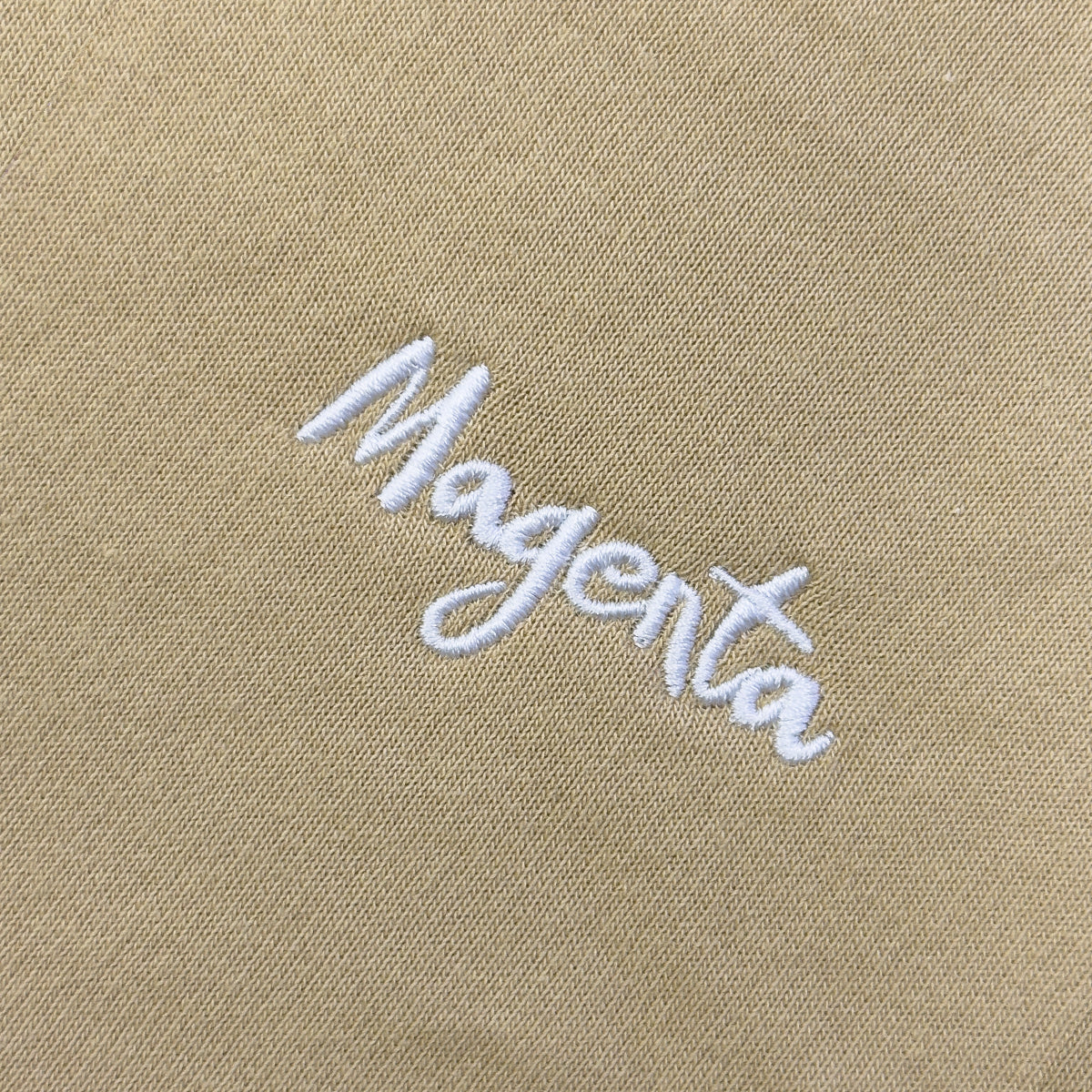 Magenta Script crewneck beige