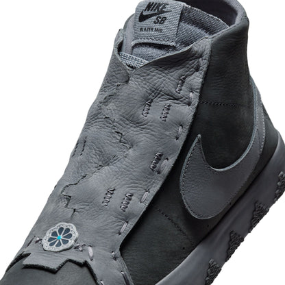 Nike SB Blazer mid QS Woodburn anthracite dark smoke grey