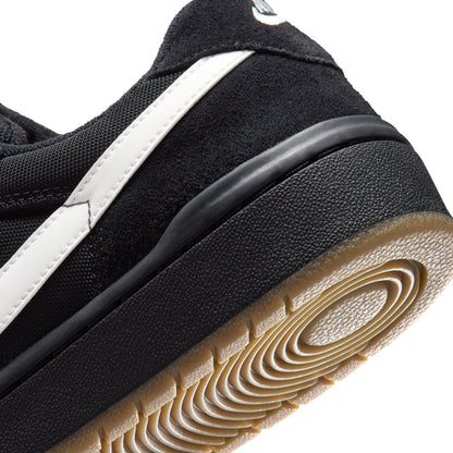 Nike SB Code 58 black summit white black