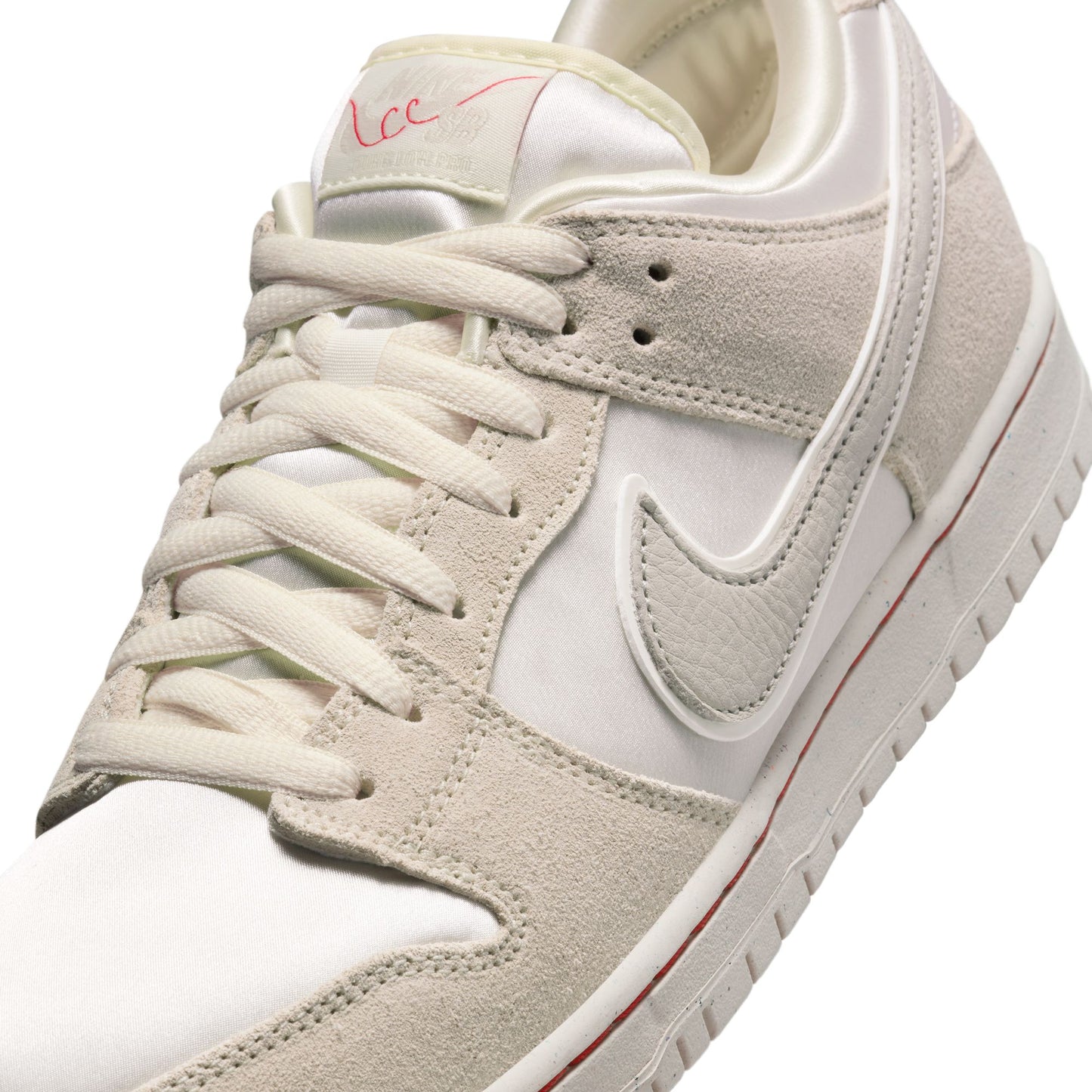 Nike SB Dunk Low Premium QS "City Of Love" coconut milk light bone phantom