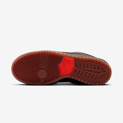 Nike SB Dunk Low Pro Premium QS Krampus dark smoke grey campfire orange black
