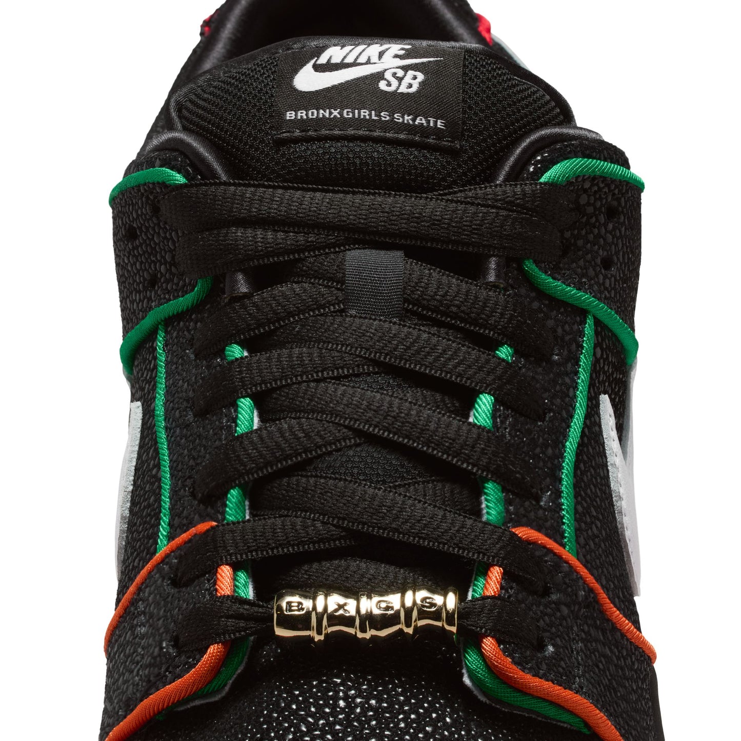 Nike SB Dunk Low Pro QS Bronx Girls Skate black white challenge red