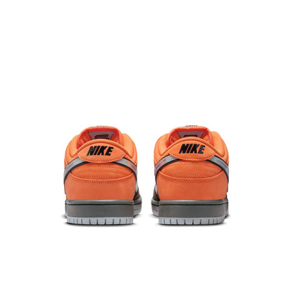 Nike SB Dunk Low Pro QS "Muni" safety orange wolf grey baroque brown