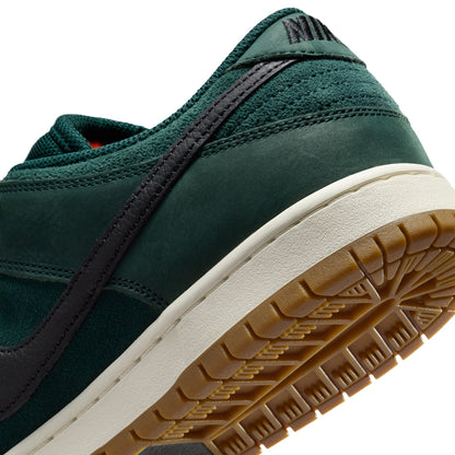 Nike SB Dunk Low Pro ISO deep fire black fire sail