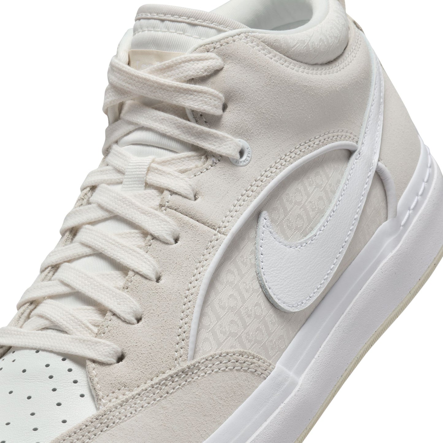 Nike SB Leo Baker React phantom white summit white phantom