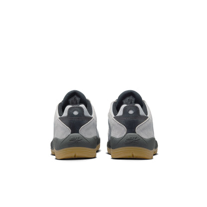 Nike SB Vertebrae light smoke grey dark team red