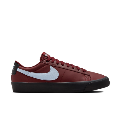 Nike SB Blazer Low Pro GT dark team red light armory blue
