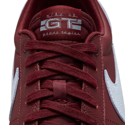 Nike SB Blazer Low Pro GT dark team red light armory blue