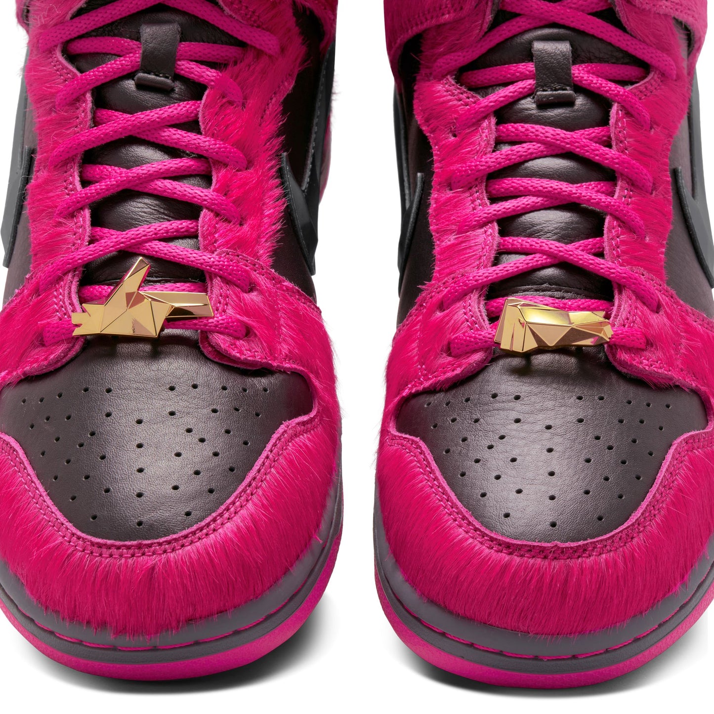 Nike SB Dunk High QS "Run The Jewels" active pink black metallic gold